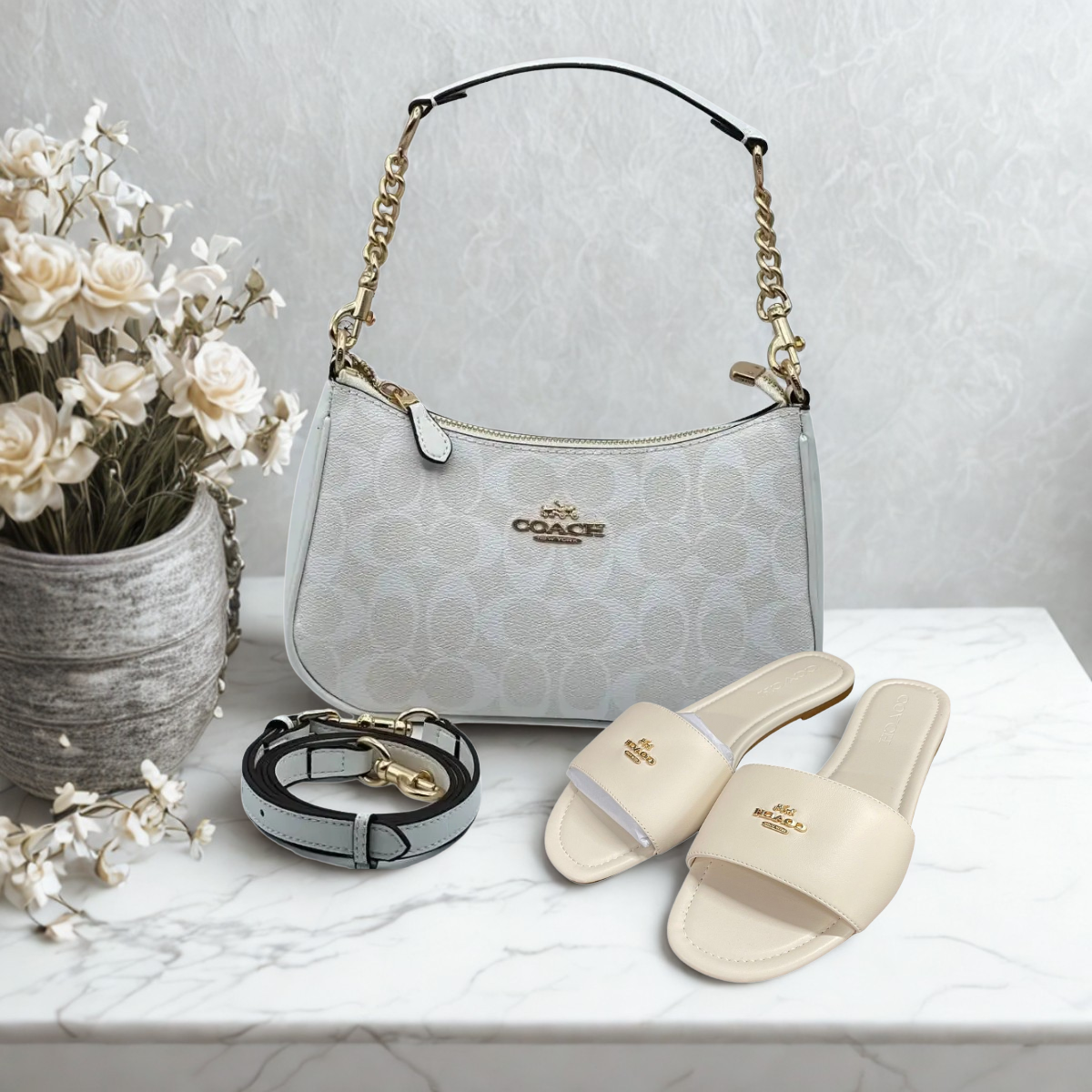 SET COACH – LOCKUP LEDER-SLIDE-SANDALE & TERI SIGNATURE CANVAS TASCHE