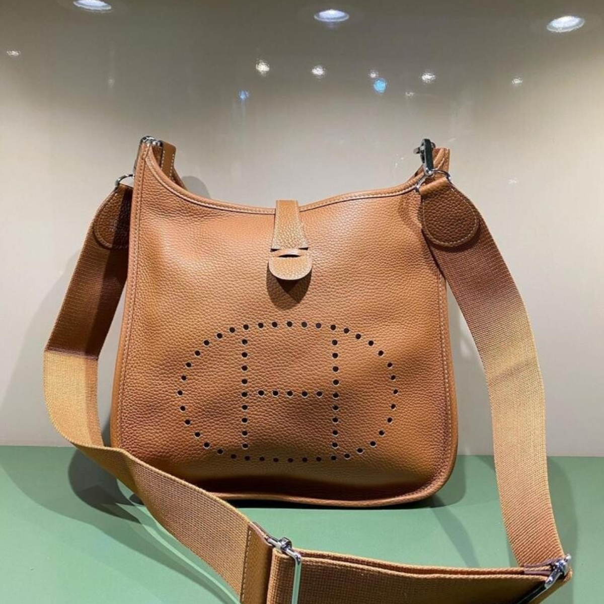 ÉVELYNE III 29 TASCHE VON HERMÈS