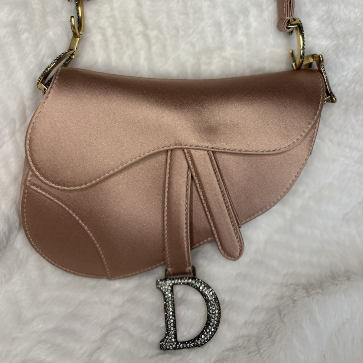 DIOR MINI SATTELROUGE SATIN