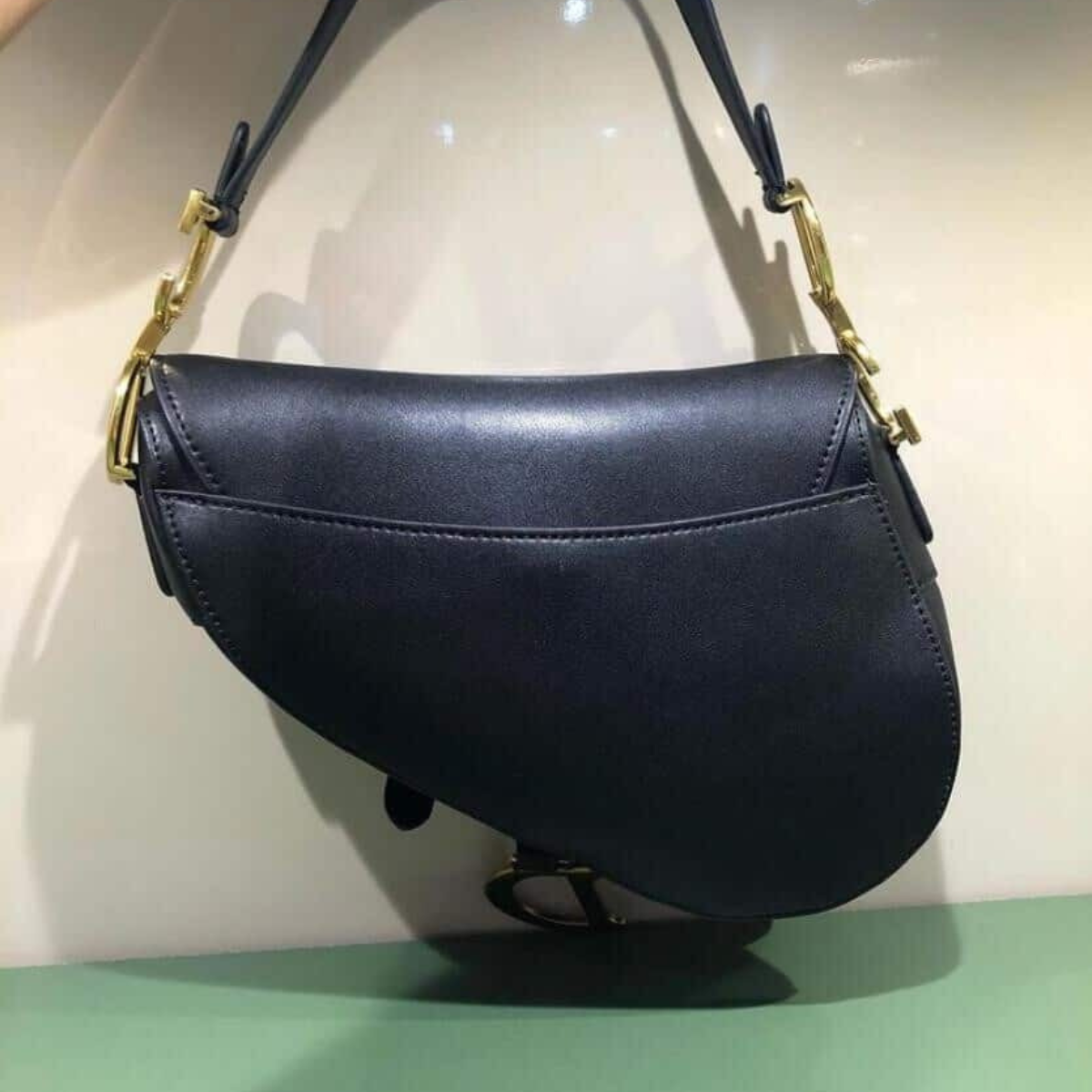 GROSSE WEICHE SATTELTASCHE MIT RIEMEN VON DIOR