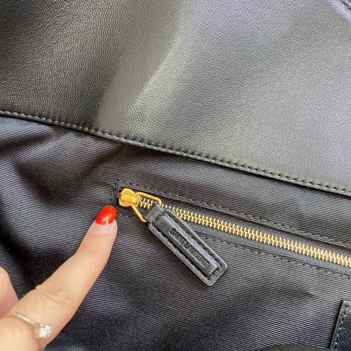 ICARE AUS GESTEPPTEM LAMMFELL