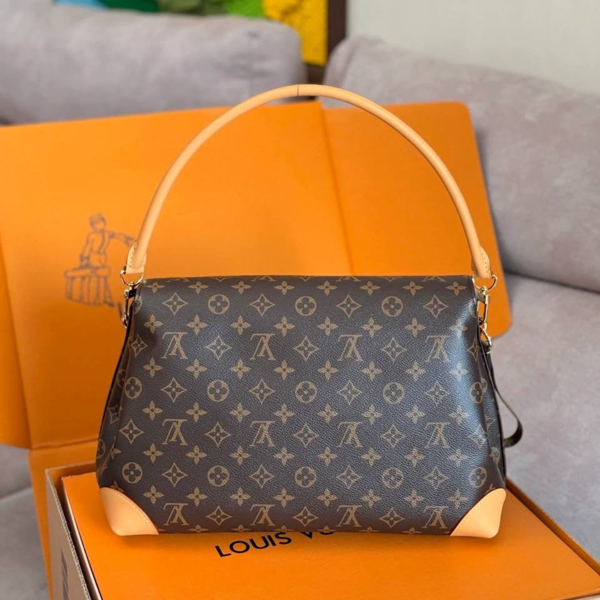 LOUIS VUITTON – HIDE AWAY MM TASCHE