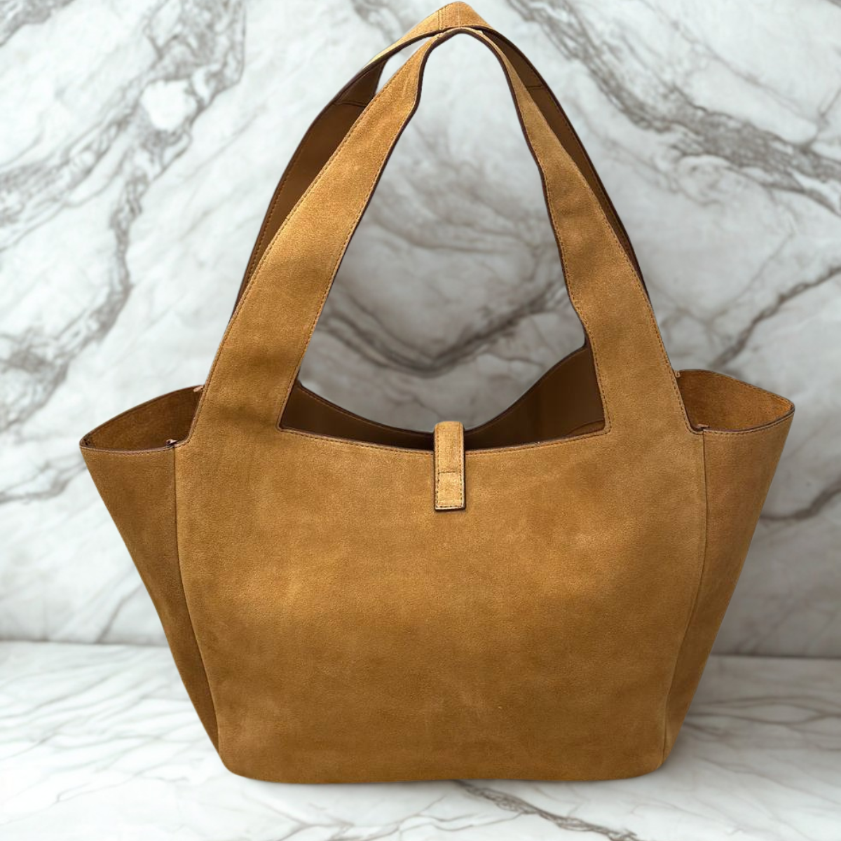 LE 5 7 BEA IN WILDLEDER VON YVES SAINT LAURENT