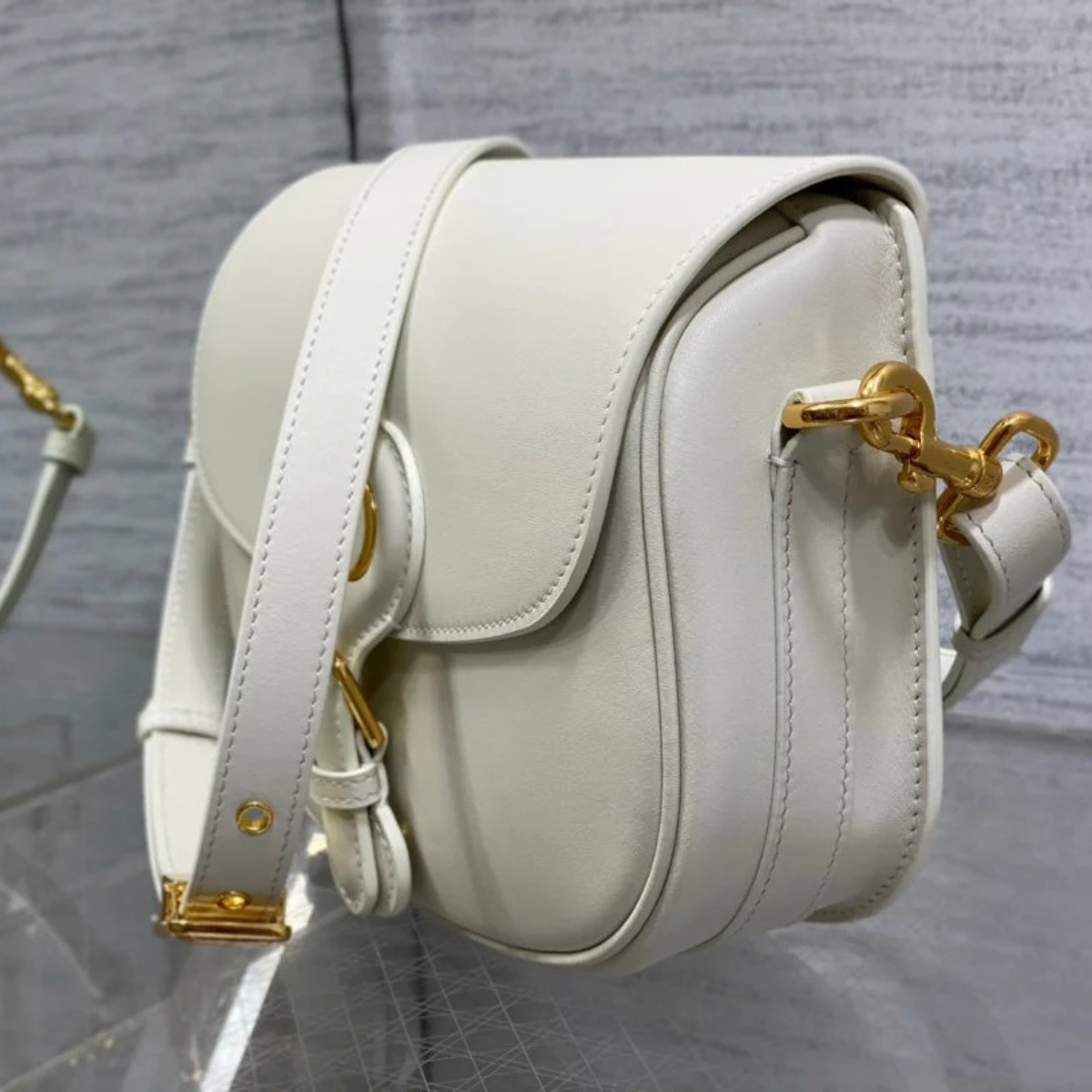 DIOR BOBBY MITTLERE TASCHE