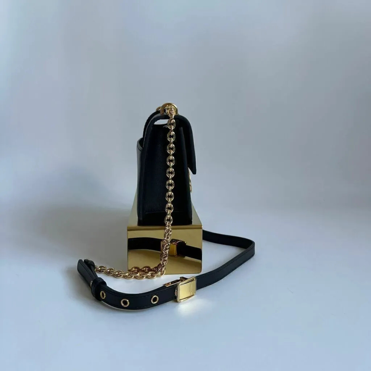 DIOR 30 MONTAIGNE OST-WEST-TASCHE MIT KETTE