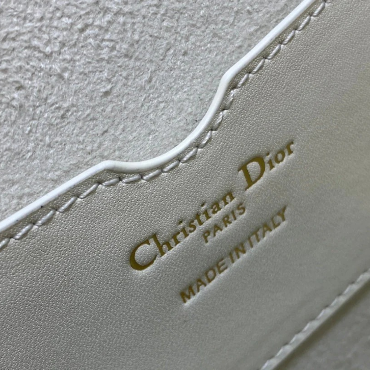 DIOR BOBBY MITTLERE TASCHE