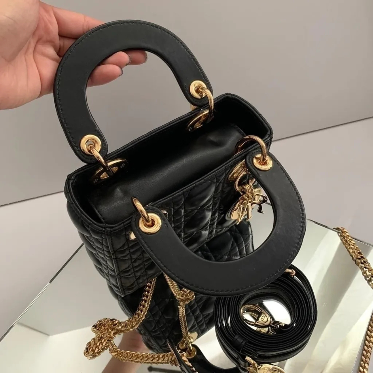 SET DIOR – MINI LADY DIOR TASCHE SCHWARZ & CHRONO SNEAKER