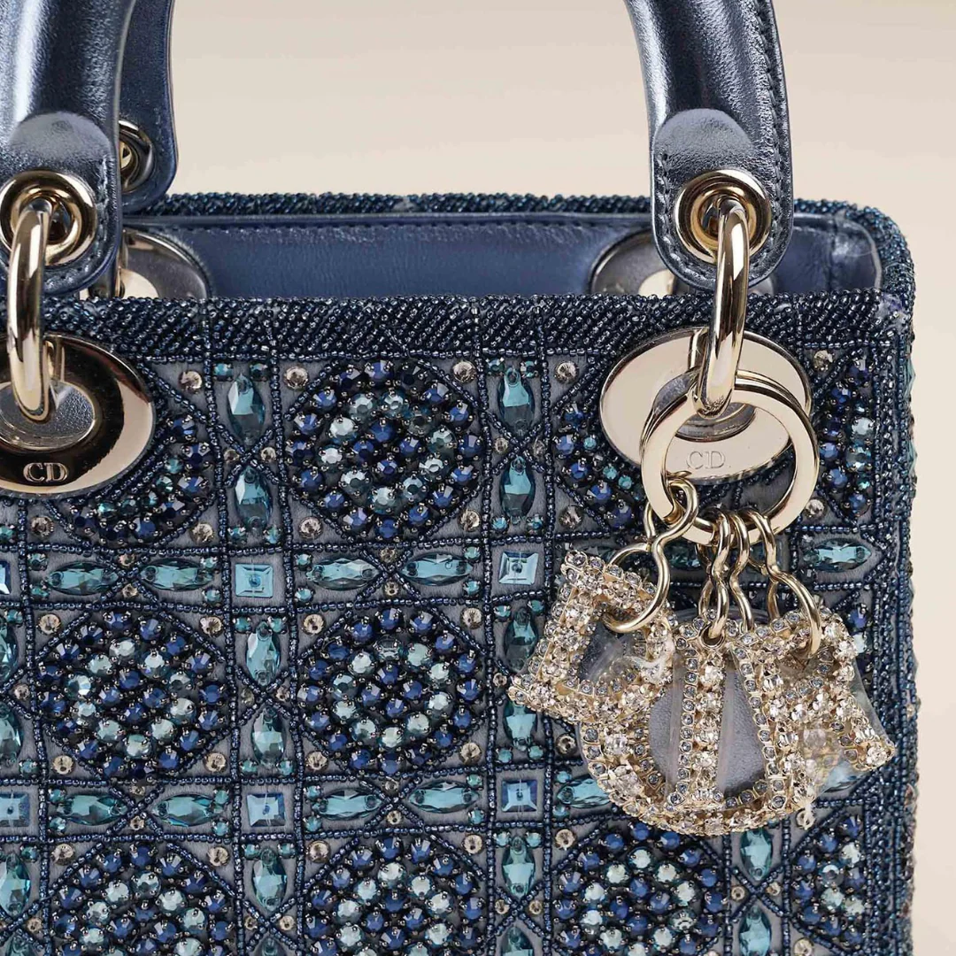 LADY DIOR MINIPERLEN