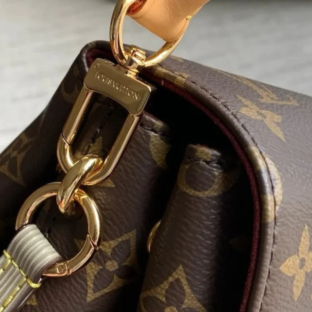 LOUIS VUITTON – HIDE AWAY MM TASCHE