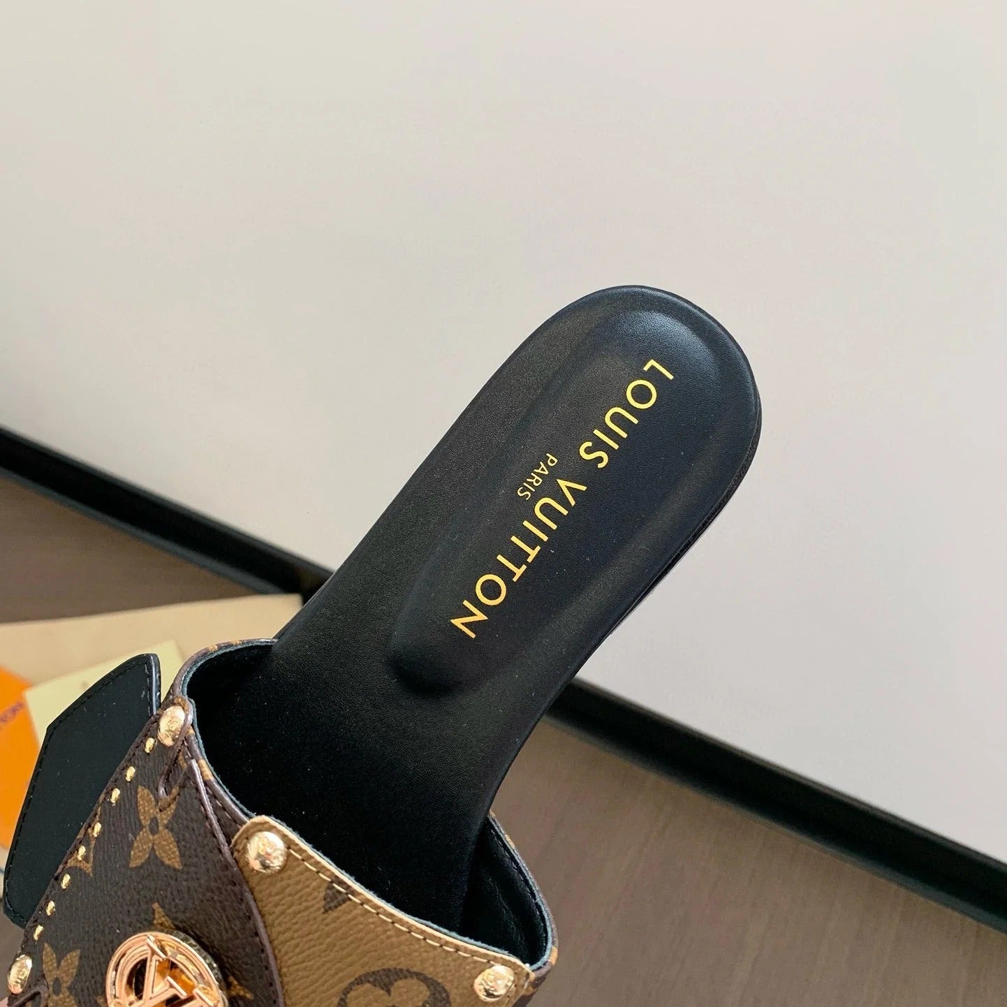 LOUIS VUITTON LV RAHMEN PANTOLETTEN MARRON CACAO LEDER