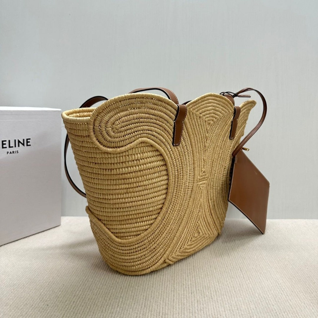 CELINE CLASSIC KLEINER KORB MIT GEWEBTEM TRIOMPHE AUS BAST UND KALBSLEDER