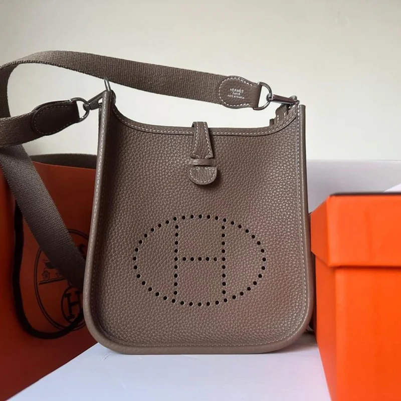 ÉVELYNE III 29 TASCHE – HERMÈS