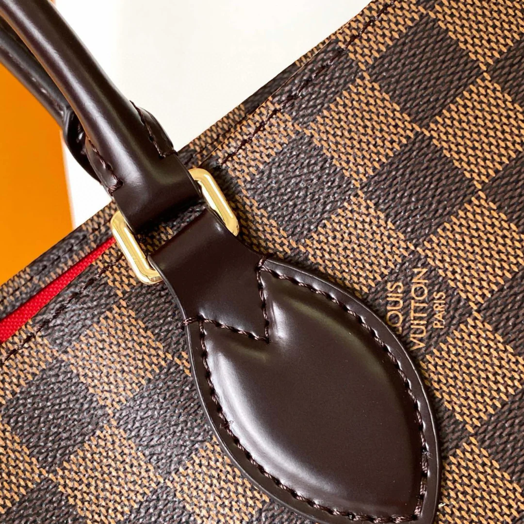LOUIS VUITTON – ONTHEGO MM TASCHE