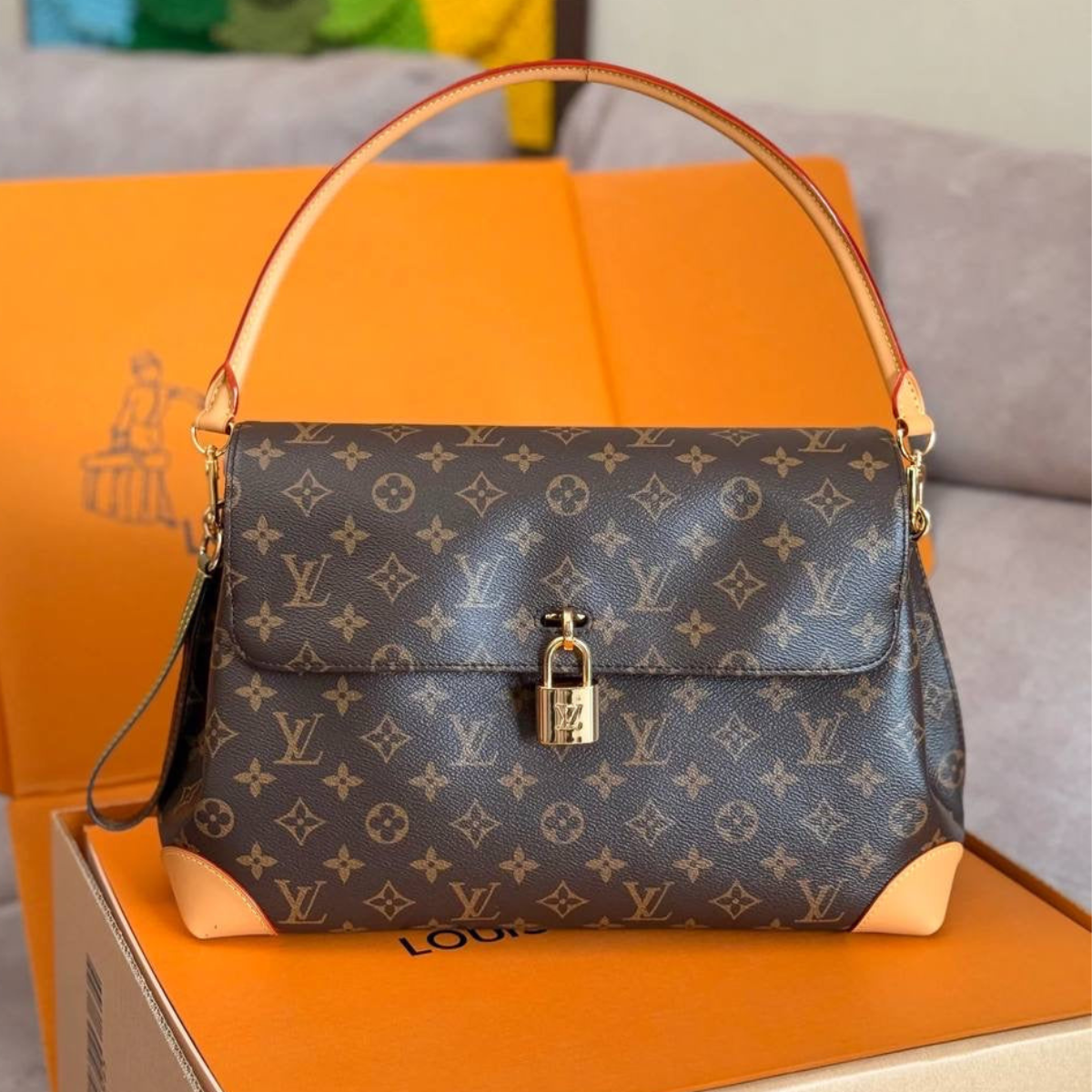 LOUIS VUITTON – HIDE AWAY MM TASCHE