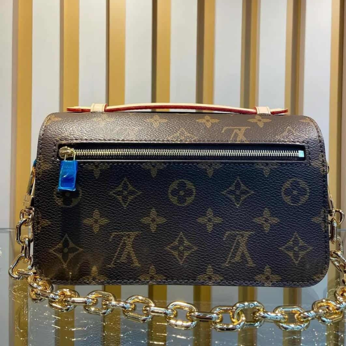 LOUIS VUITTON – POCHETTE MÉTIS EAST WEST TASCHE