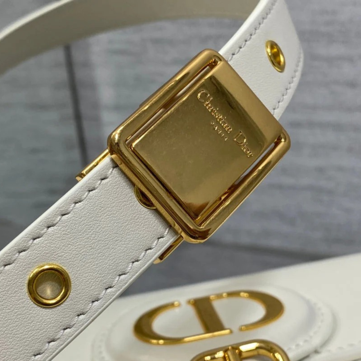 DIOR BOBBY MITTLERE TASCHE