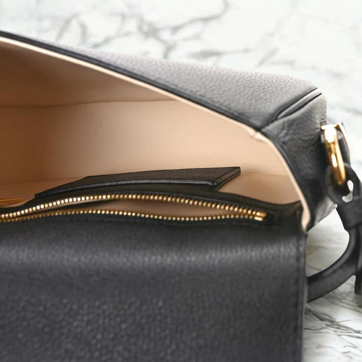 LOUIS VUITTON PONT 9 WEICHE MM TASCHE