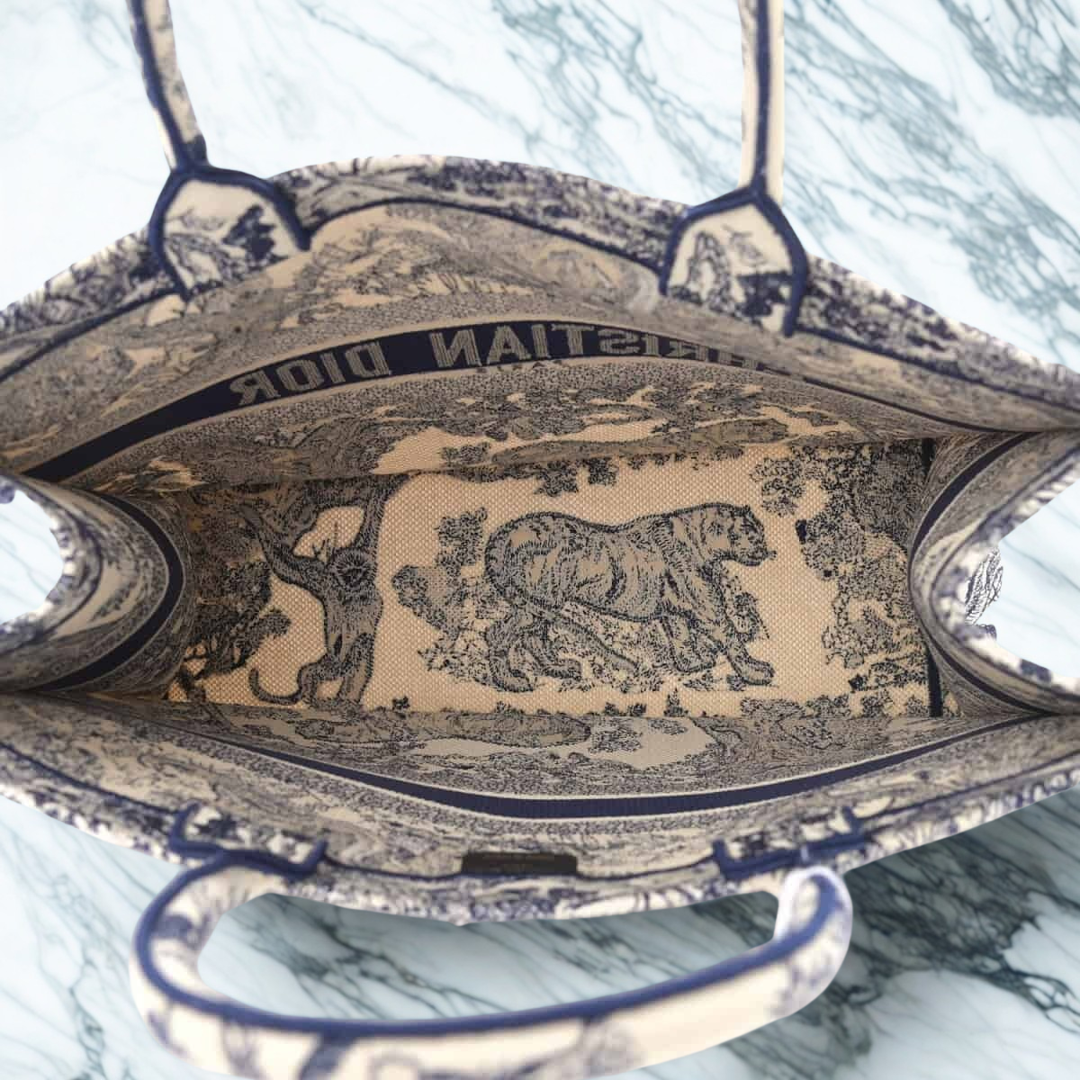 GROSSE DIOR BUCH-TRAGETASCHE