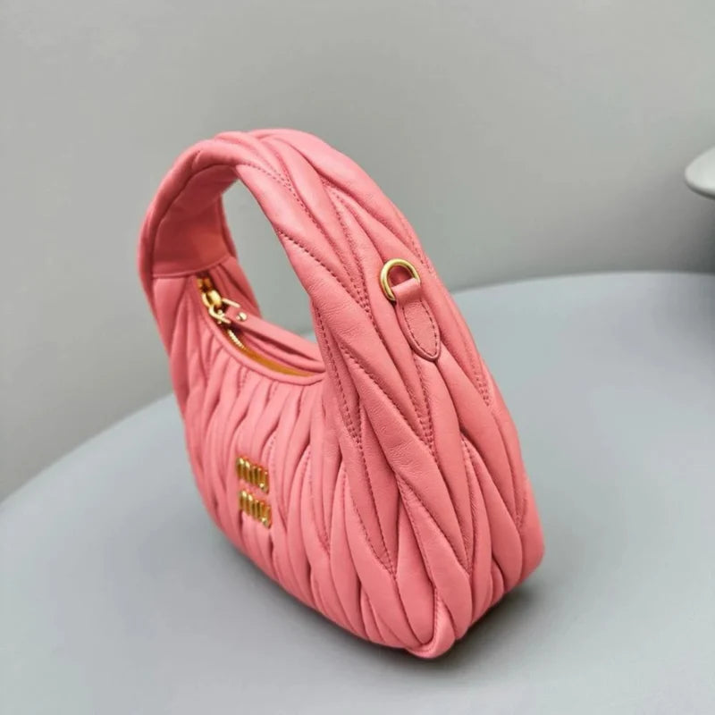 MIU MIU WANDER SCHULTERTASCHE AUS MATELASSÉ-NAPPA-LEDER