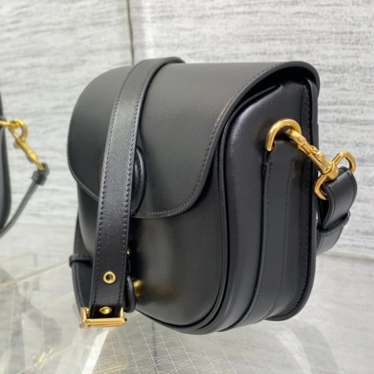 DIOR BOBBY MITTELGROSSE TASCHE MIT RIEMEN