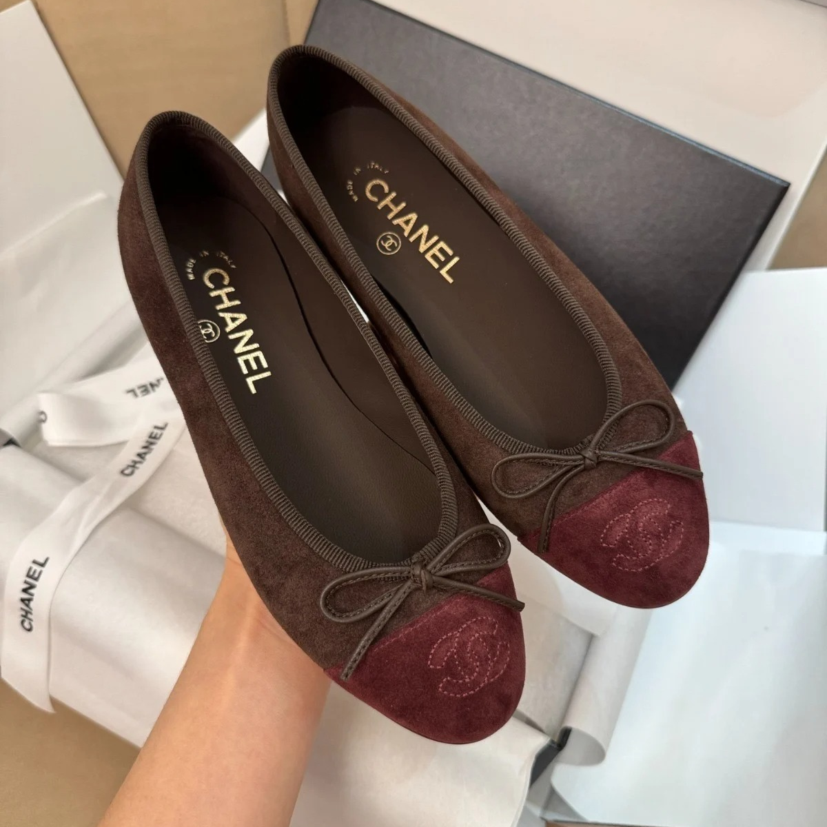 CHANEL 25 BORDEAUX KAVIAR & BALLERINA FLATS SET