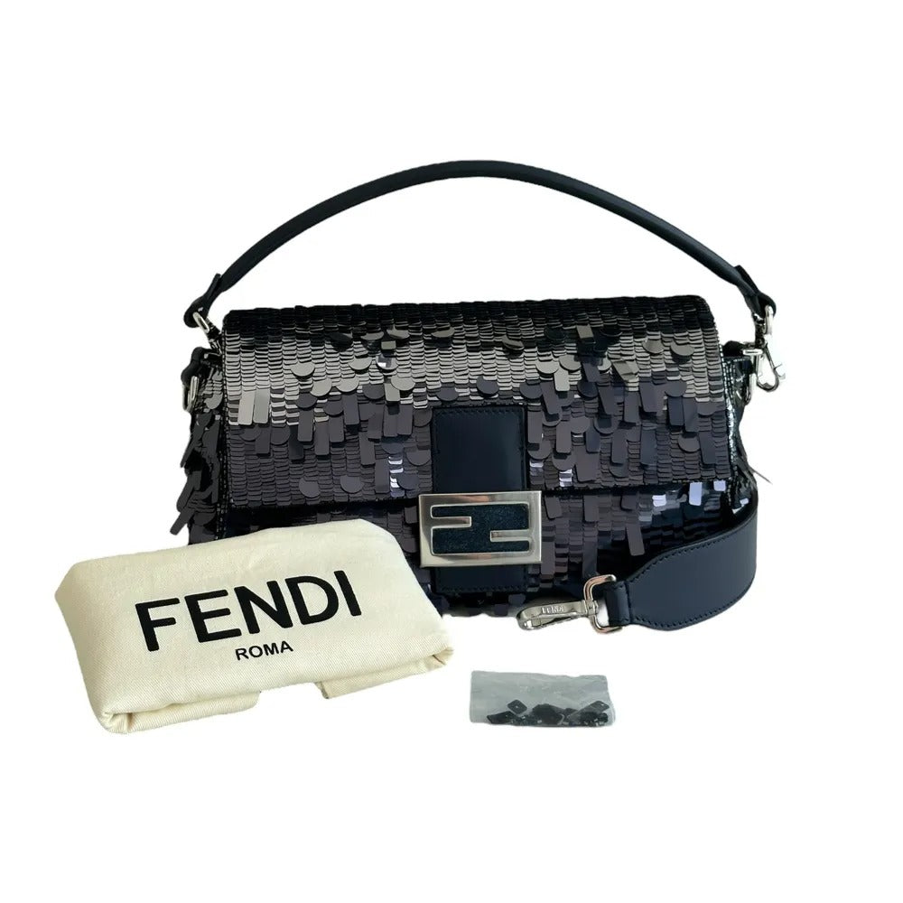 FENDI BAGUETTETASCHE AUS BLAUEN PAILLETTEN UND LEDER