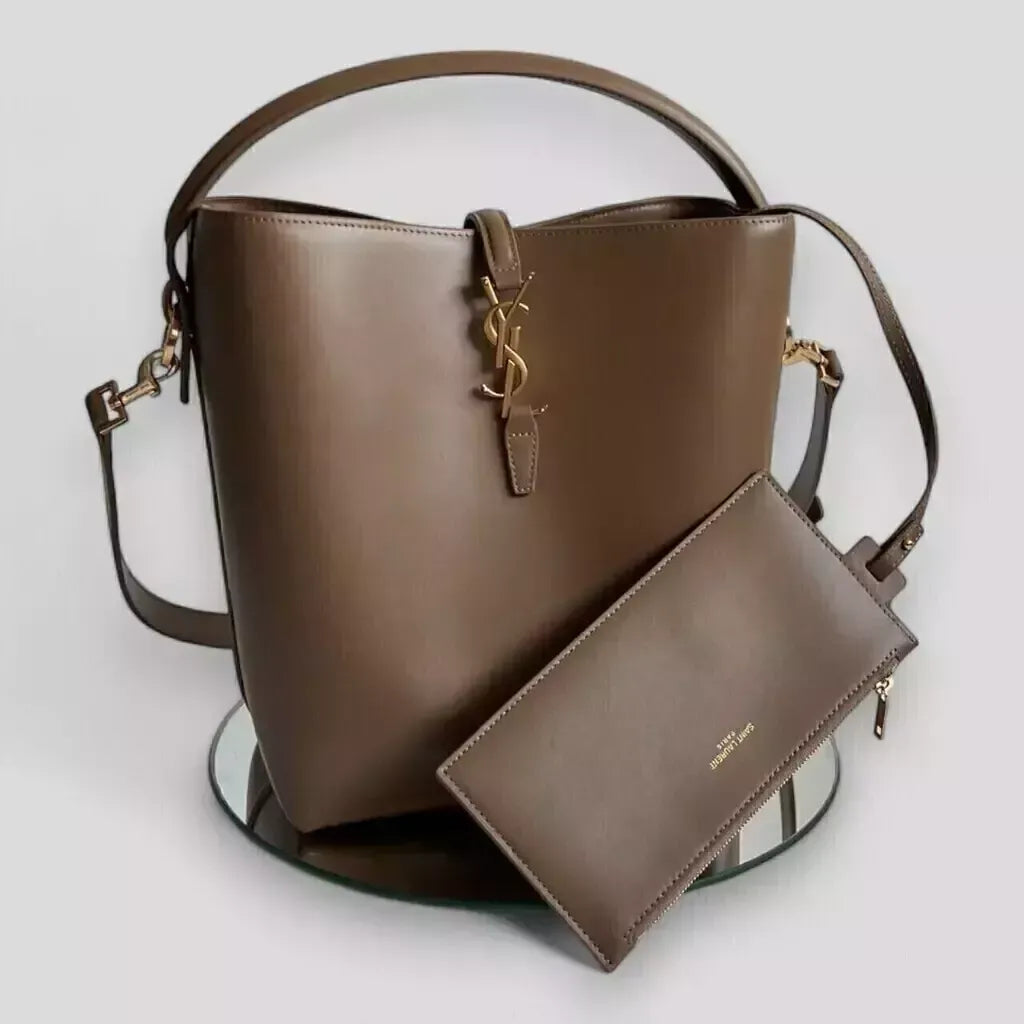 YVES SAINT LAURENT – TASCHE LE 37 AUS GLÄNZENDEM LEDER