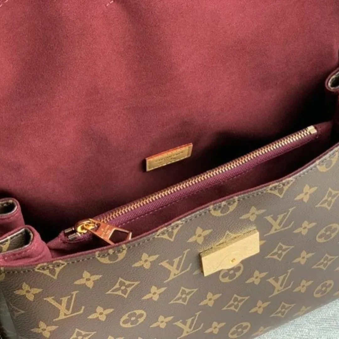 LOUIS VUITTON – HIDE AWAY MM TASCHE